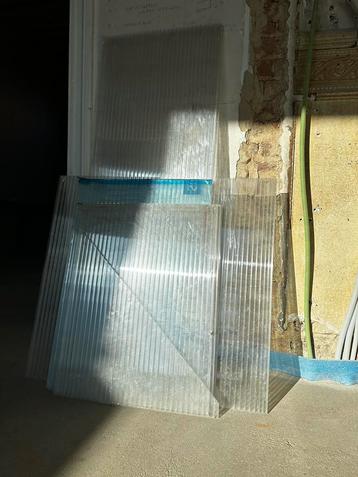 POLYCARBONAAT PLATEN beschikbaar voor biedingen