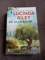 Lucinda Riley - De olijfboom, Boeken, Romans, Europa overig, Lucinda Riley, Ophalen of Verzenden, Zo goed als nieuw