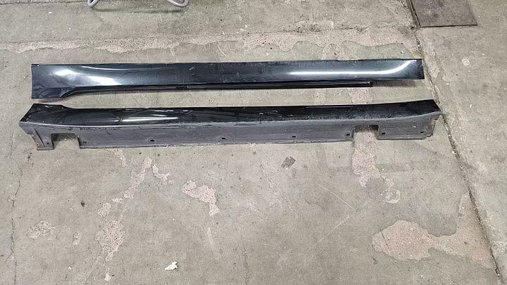 Originele sideskirts dorpel rechts Prijs is per stuk BMW E60, Auto-onderdelen, Carrosserie, Bumper, BMW, Gebruikt, Ophalen of Verzenden