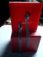 Oorbellen van Victoria, Handtassen en Accessoires, Oorbellen, Ophalen of Verzenden, Nieuw, Zilver, Hangers