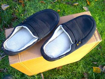 ISOTONER pantoffels - Marineblauw - 45 beschikbaar voor biedingen