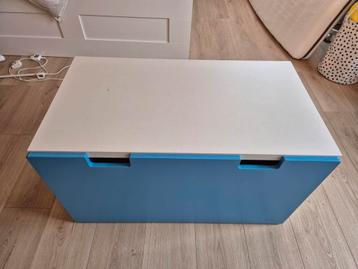 Meuble tiroir / coffre ikea  beschikbaar voor biedingen