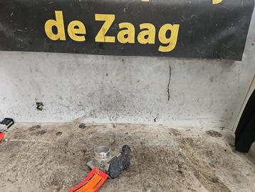 Gasklephuis van een Opel Corsa beschikbaar voor biedingen