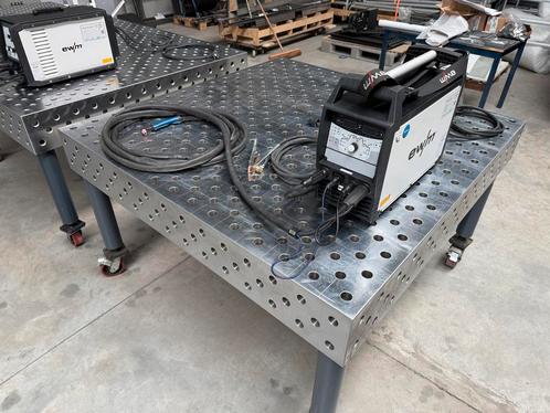 2x lastafel 2x lasapparaten EWM tig & mig in nieuwstaat., Doe-het-zelf en Bouw, Gereedschap | Lasapparaten, Zo goed als nieuw
