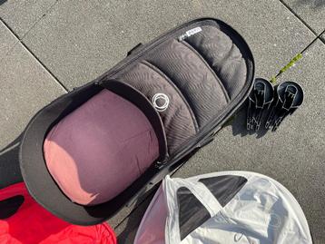 Bugaboo Bee reiswieg (met adapters) beschikbaar voor biedingen