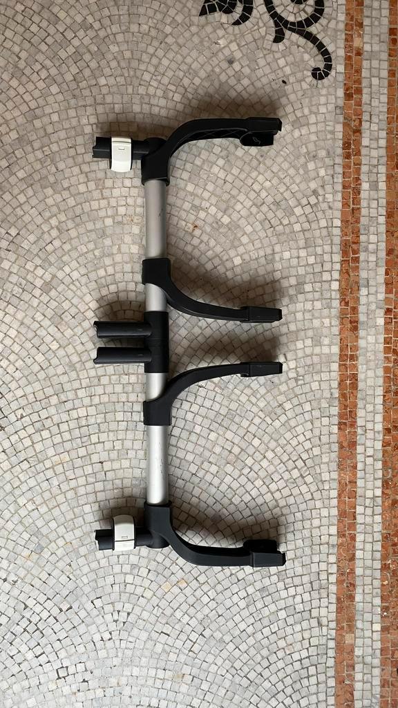 Bugaboo twin adapter maxi cosi, Kinderen en Baby's, Kinderwagens en Combinaties, Zo goed als nieuw, Kinderwagen, Maxi-Cosi, Ophalen