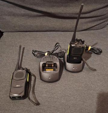 Walkietalkie  beschikbaar voor biedingen