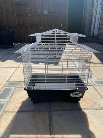Cage à oiseaux domestique  beschikbaar voor biedingen