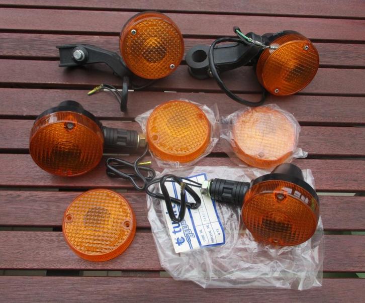 Pinkers set SUZUKI ER oldtimer, Vélos & Vélomoteurs, Pièces de cyclomoteur | Oldtimers & Ancêtres, Neuf, Phare, Enlèvement ou Envoi