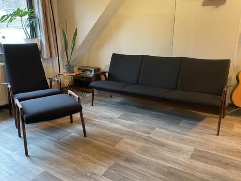 Uniek stel: late 60's Pastoe bank - fauteuil - voetenbankje, Huis en Inrichting, Fauteuils, Zo goed als nieuw, Hout, Stof, Ophalen