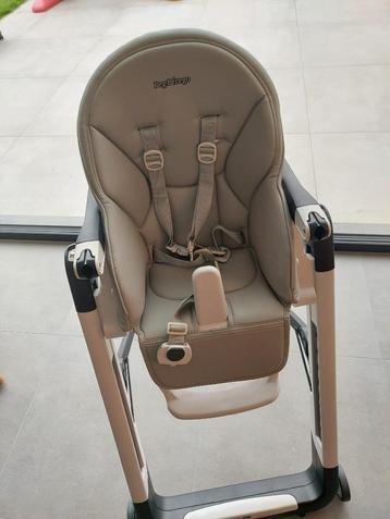 Chaise bébé Pég-Perego disponible aux enchères