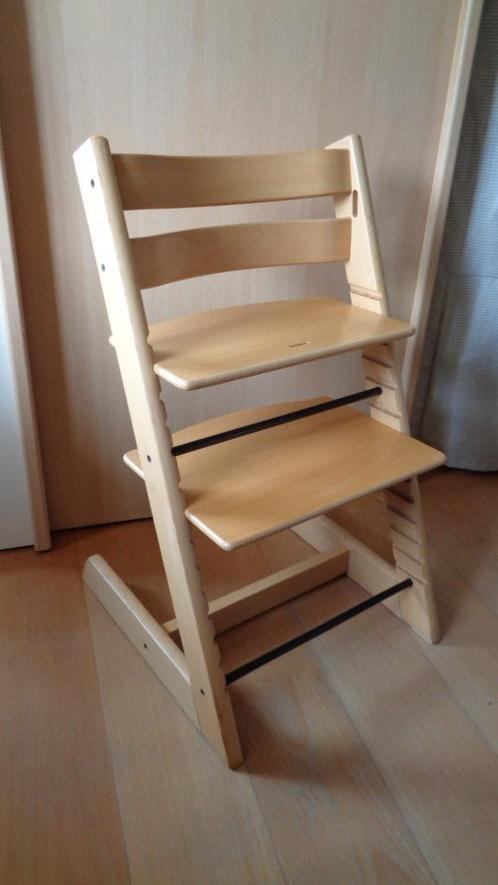 tripp trapp stoel van het merk stokke, Kinderen en Baby's, Kinderstoelen, Zo goed als nieuw, Meegroeistoel, Aanschuifbaar, Ophalen