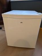 Mini frigo/ congélateur, Elektronische apparatuur, Vriezers en Diepvrieskisten, Minder dan 85 cm, Minder dan 60 cm, Zo goed als nieuw
