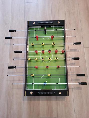 Voetbaltafel beschikbaar voor biedingen