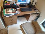 Bureau + bureaustoel, Huis en Inrichting, Bureaus, Ophalen, Zo goed als nieuw, Bureau