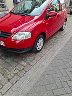 Volkswagen, rood, model 2007,1.2 motor, benzine 101 kelomate, Auto's, Aston Martin, Particulier, Rood, Te koop, Benzine