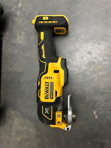 DeWALT DCS356NT 18V Li-ion XR accu multitool beschikbaar voor biedingen
