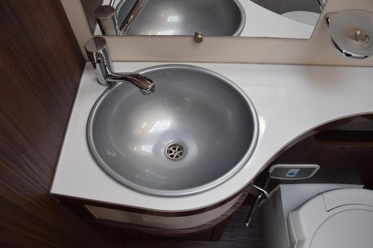 Nouveau évier ovale en pvc gris - installation possible, Caravanes & Camping, Camping-car Accessoires, Neuf, Enlèvement