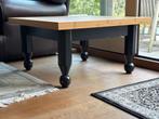Salontafeltje (vol hout), Ophalen