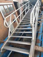 escalier en aluminium avec main courante, Enlèvement, Utilisé, Escalier, 4 mètres ou plus