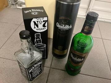 2 lege flessen whisky met verpakking, Ophalen, Zo goed als nieuw