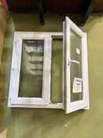chassis pvc 100x100, Bricolage & Construction, Châssis & Portes coulissantes, 75 à 150 cm, 75 à 150 cm, Enlèvement, Vitre comprise