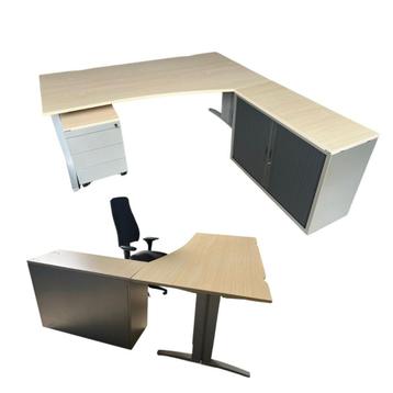 Hoekbureau TDS met roldeurkast 200x180x80cm beschikbaar voor biedingen