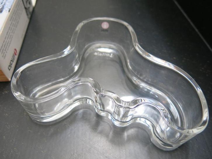 Iittala Alvar Aalto Clear Glass Wave Bowl nieuw, Antiek en Kunst, Antiek | Glaswerk en Kristal, Ophalen of Verzenden