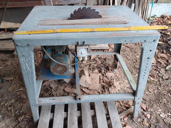 Elektrische zaagtafel in goede staat, Doe-het-zelf en Bouw, Gereedschap | Zaagmachines, Gebruikt, Ophalen