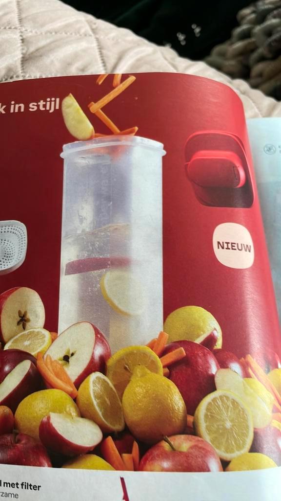 Schenkkan 2 l, Huis en Inrichting, Keuken | Tupperware, Nieuw, Beker of Kan, Wit, Rood, Ophalen of Verzenden