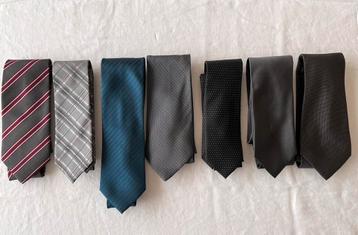 Assortiment stropdassen beschikbaar voor biedingen