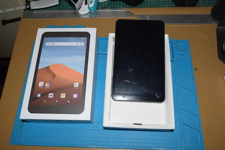Tablet, Computers en Software, Android Tablets, Zo goed als nieuw, Wi-Fi, 9 inch, 32 GB, Uitbreidbaar geheugen, Usb-aansluiting