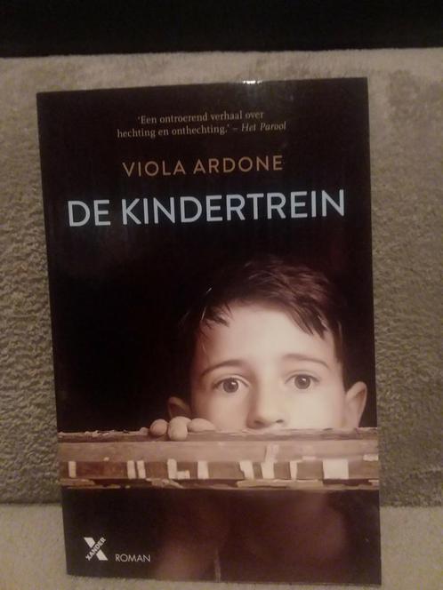 Viola Ardone - De kindertrein, Livres, Romans, Comme neuf, Enlèvement ou Envoi