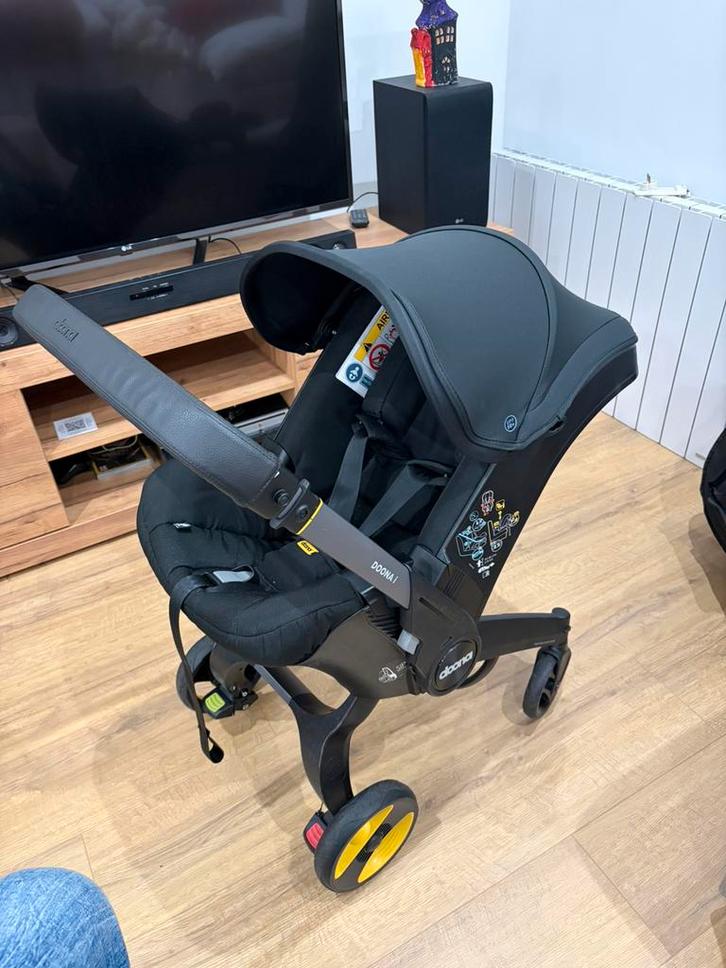 Doona+ (avec tout les accessoires!!), Kinderen en Baby's, Tweelingen en Meerlingen, Zo goed als nieuw, Ophalen