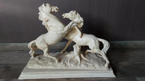 Art Deco sculpture van Amilcare Santini, Antiek en Kunst, Kunst | Beelden en Houtsnijwerken, Ophalen
