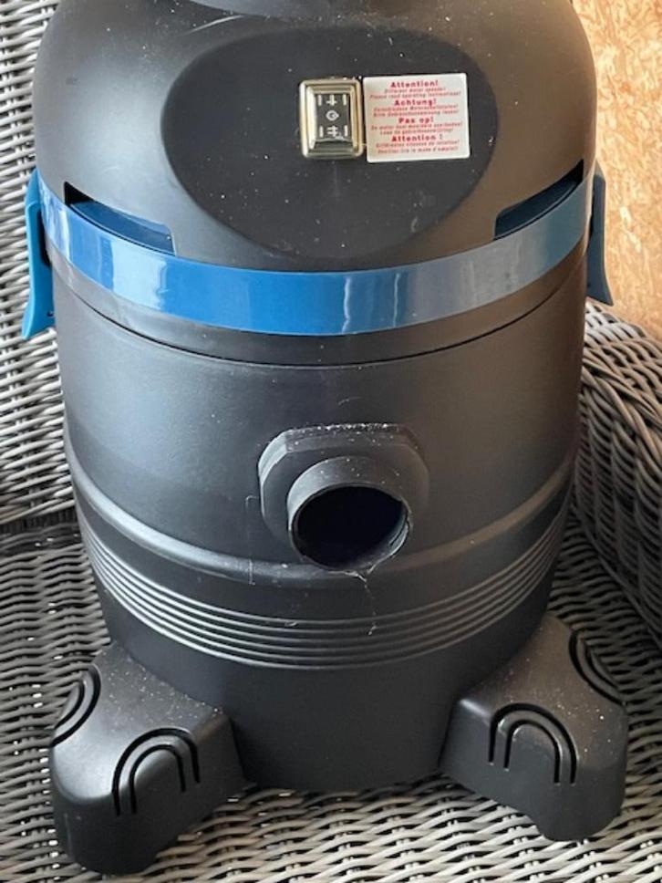 Stofzuiger, Elektronische apparatuur, Stofzuigers, Gebruikt, Stofzuiger, 1200 tot 1600 watt, Reservoir, Ophalen