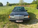 Mercedes 190 201018 Oldtimer, Auto's, Gebruikt, Overige modellen, Bedrijf, Handgeschakeld