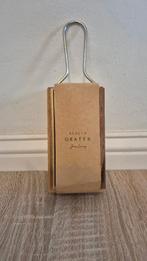 Acacia rasp met metalen handvat, Huis en Inrichting, Keuken | Tupperware, Ophalen