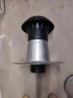 Dakdoorvoer plat dak, Ophalen, Zo goed als nieuw, Aluminium