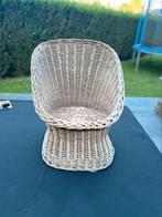Chaise enfant ou pour decor en osier, Enfants & Bébés, Chambre d'enfant | Tables & Chaises, Enlèvement, Comme neuf