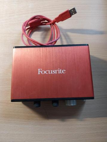 Focusrite Scarlet Solo 2i2 beschikbaar voor biedingen