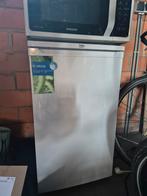 Beco ijskast tafelmodel en microgolf te koop, Elektronische apparatuur, Koelkasten en IJskasten, 75 tot 100 liter, Ophalen, Met vriesvak