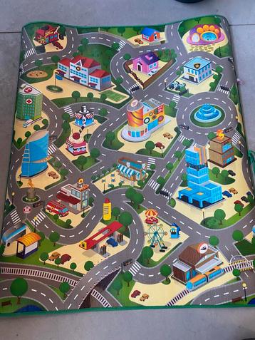 Speelmat 100x120cm beschikbaar voor biedingen