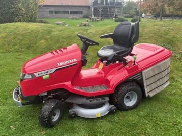 Zitmaaier Honda hf2417ht zitmaaier met elektrische kip beschikbaar voor biedingen