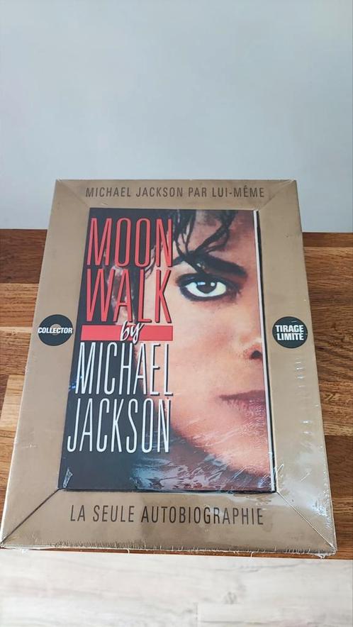 Michael Jackson (Livre Moonwalk collector), Livres, Biographies, Comme neuf, Enlèvement ou Envoi