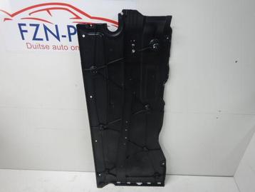 VW Golf 8 GTI / R Bodemplaat Links 5WA825201H beschikbaar voor biedingen