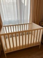 Sundvik bed, Ophalen, Zo goed als nieuw, Commode