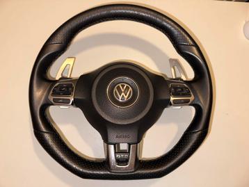 Volant GtD vw palette au volant 395€ disponible aux enchères