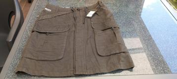 Jupe G-Star Raw  pour femme. Nouveau. L'étiquette est toujou, Neuf, Enlèvement ou Envoi, Brun, Longueur genou