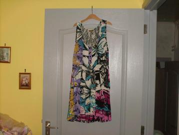 a vendre blouse tunique pour dame  beschikbaar voor biedingen